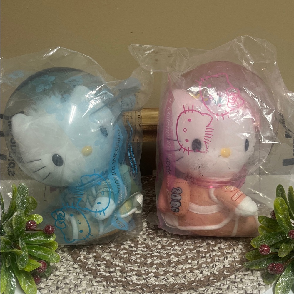 Rare Two Hello Kitty & Dear Daniel 2000 McDonalds Space Millennium Wedding